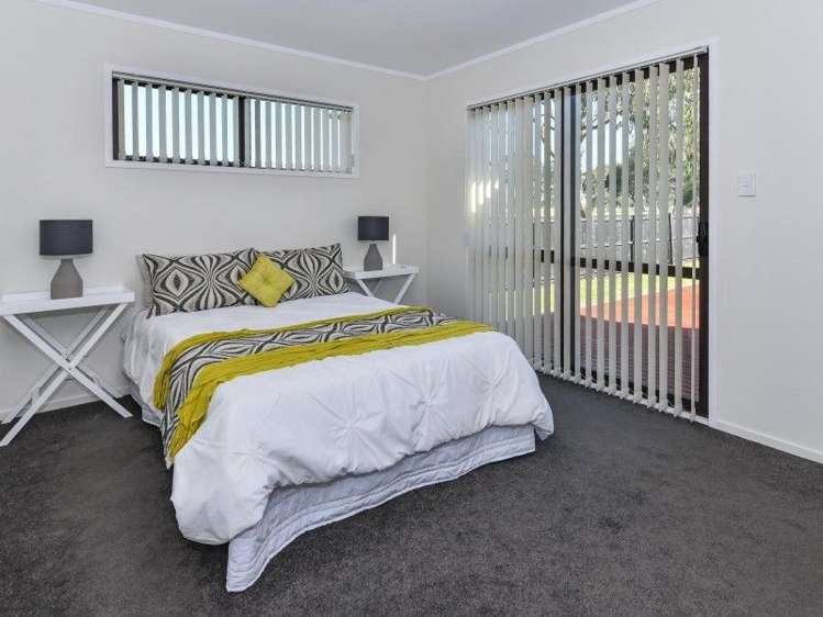 7 Orville Place Mangere_11