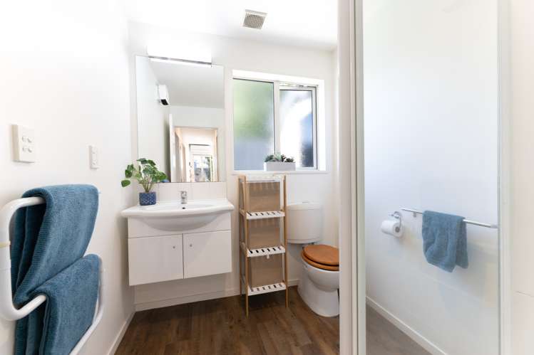 2a Defoe Place Waltham_9