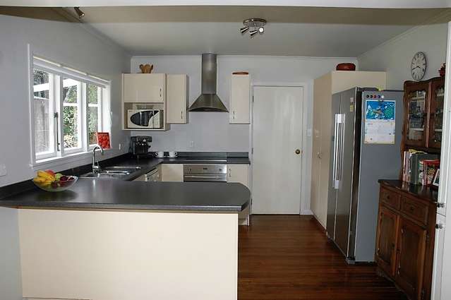 5 Springtime Crescent Stanmore Bay_2