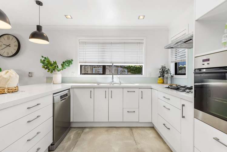 5 Grenache Place Rototuna_5