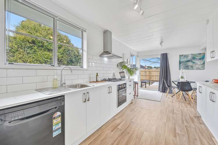 162 Robertson Road Mangere East_5