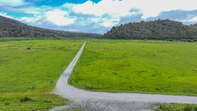 Station Road and Hodgkinson Road Inchbonnie_2