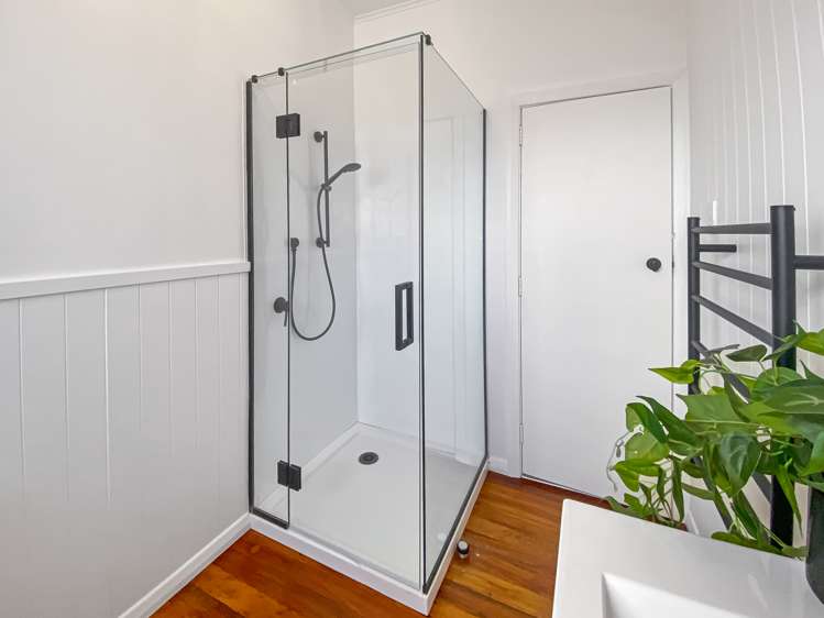140 Bethells Road Waitakere_12