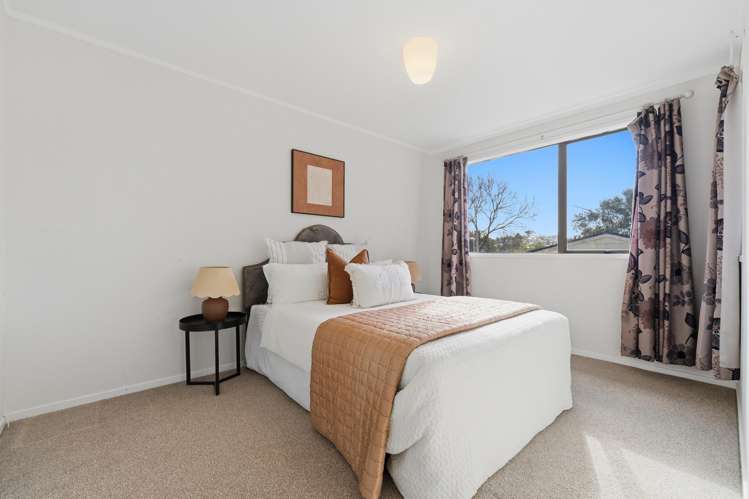 85 Oaktree Avenue Browns Bay_11