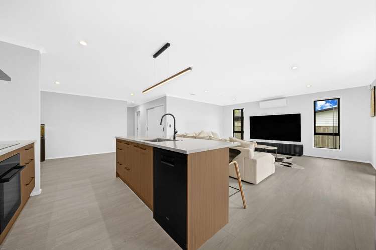 8 Dolcetto Place_5