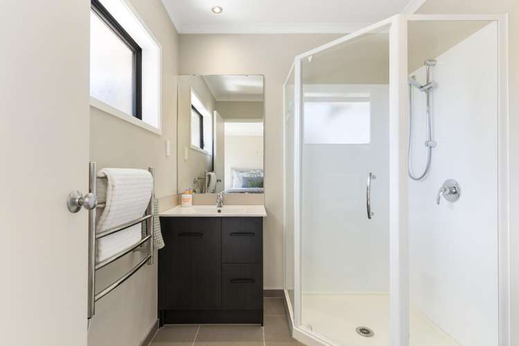 15 Mural Place Greenhithe_13