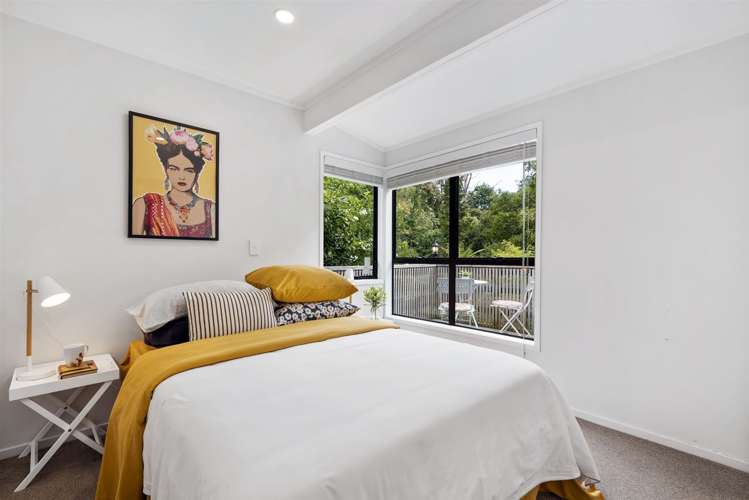 2/88 Lauderdale Road Birkdale_9