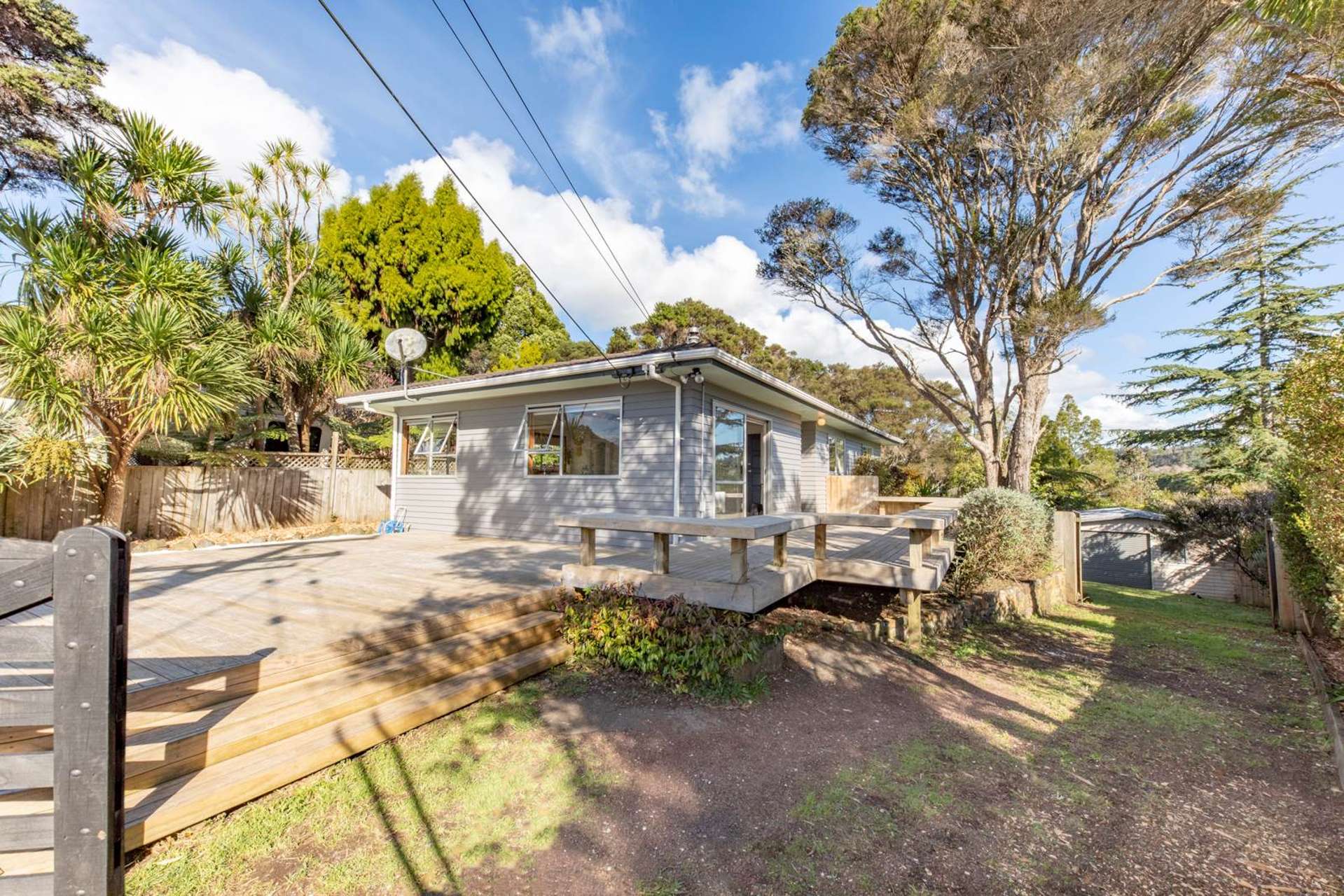 196 Glengarry Road Glen Eden_0