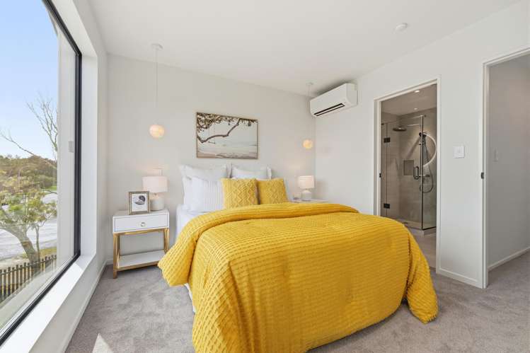 1/1 Sheralee Place Bucklands Beach_9