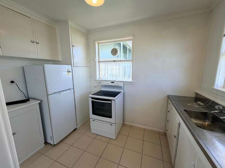 1/669 New North Road Morningside_3