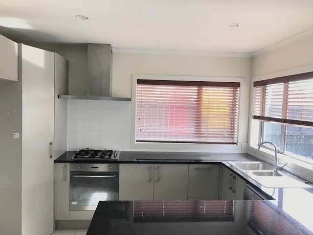 1/19 Abbotsford Street 3295_1