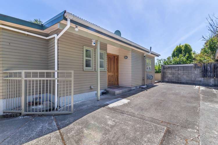 78 Heretaunga Square Silverstream_8