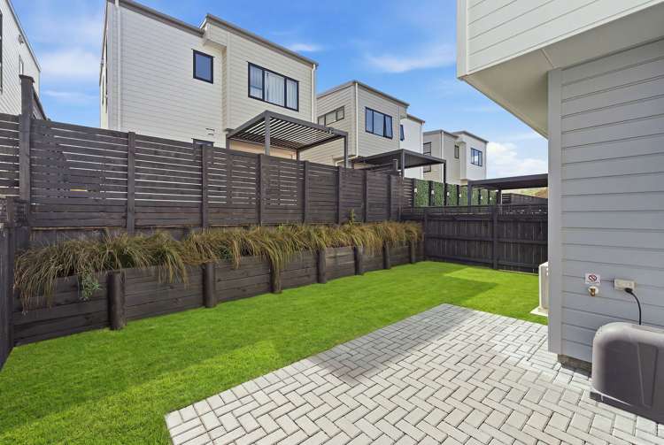 5 Greenbrier Street Westgate_11