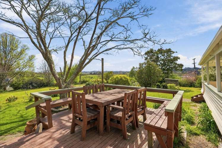 2059 State Highway 16 Helensville_17