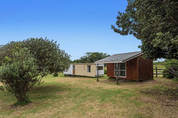 8376 State Highway 35 Whanarua Bay_9