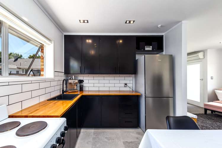 1b Karaka Street New Lynn_7