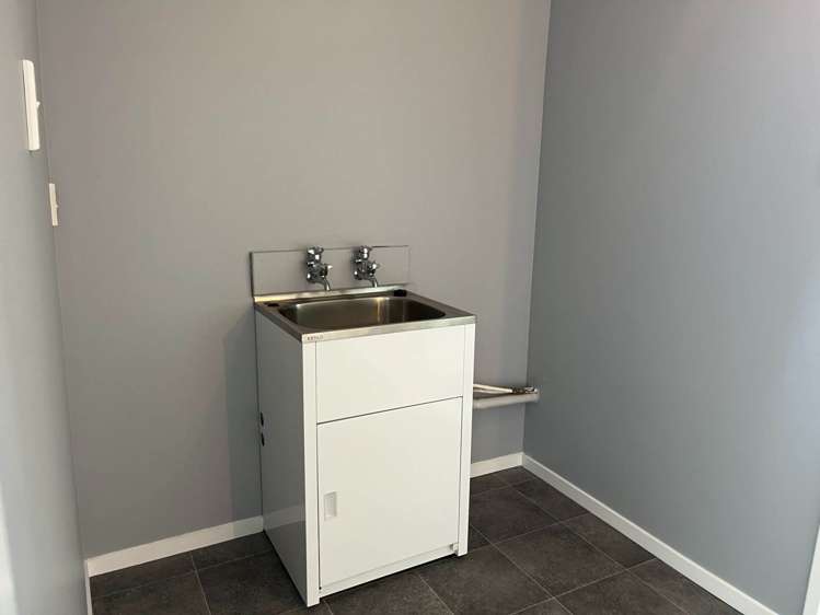 32C Hayr Road Three Kings_8