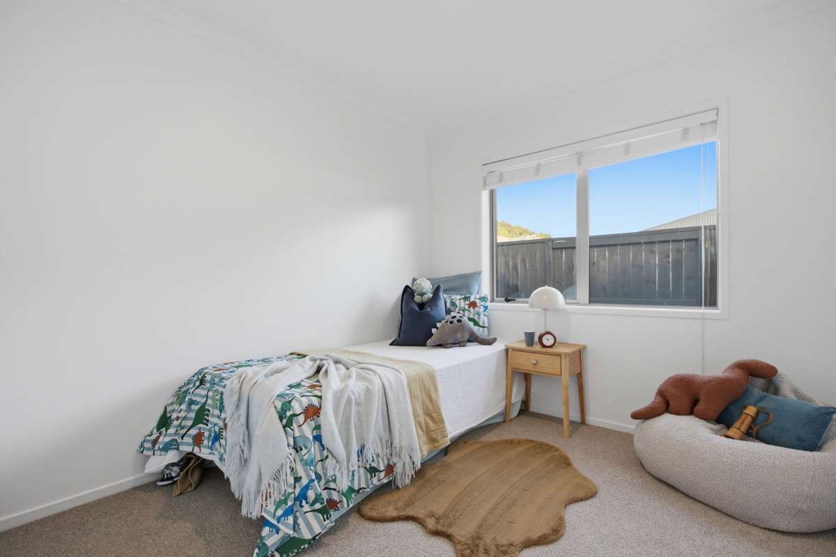 269 Lakes Boulevard_4