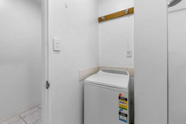 5D/105 Albert Street City Centre_4