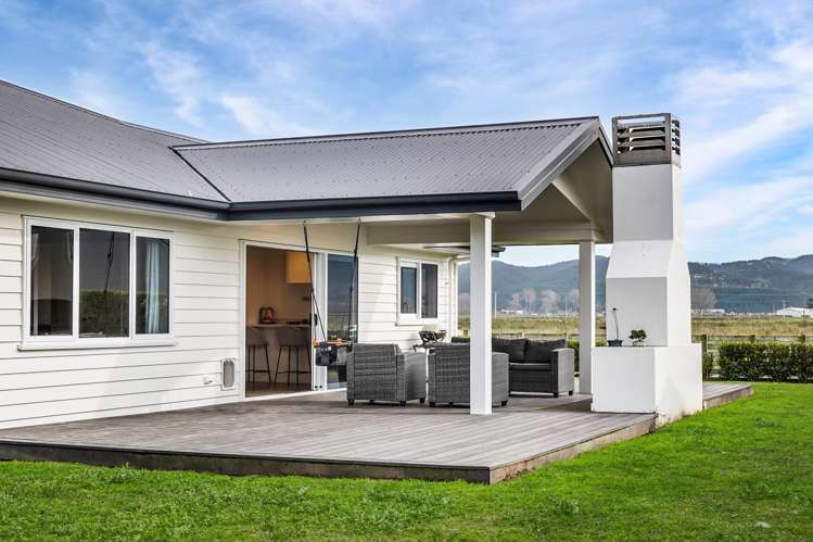 17 Pohutukawa Drive Eskdale_2