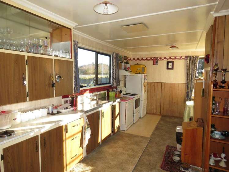 767 North Road Lorneville_5