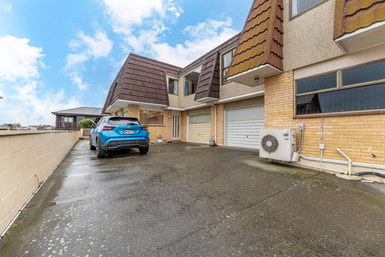 2/32 Evans Street_0