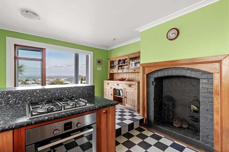 8 Lighthouse Road Bluff Hill_10