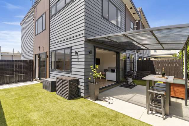 2/1 Tiaka Place Pakuranga_1