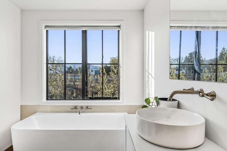 129 Hall Road Cromwell_20