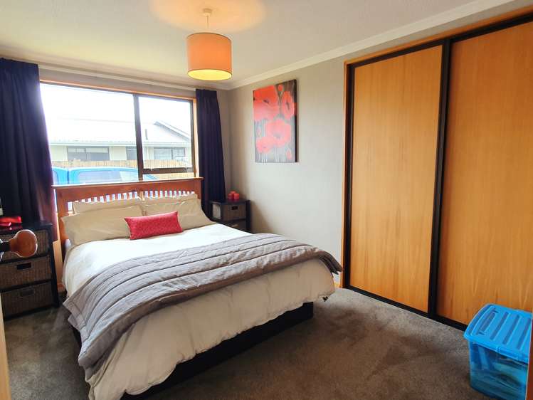 12 Gilbert Road Paroa_9