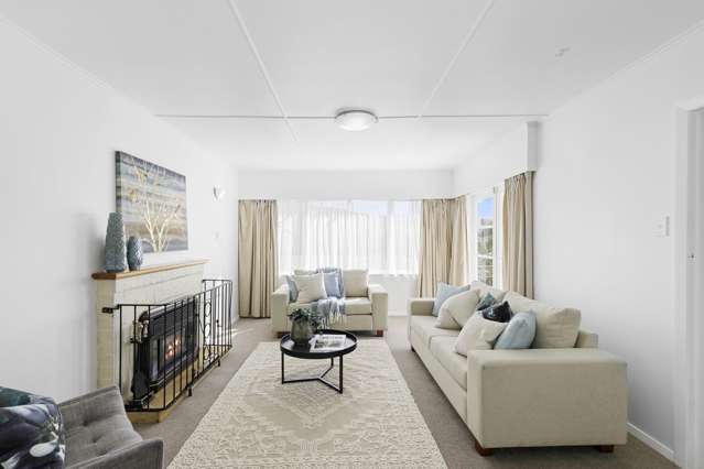 9 Holland Street Wainuiomata_3