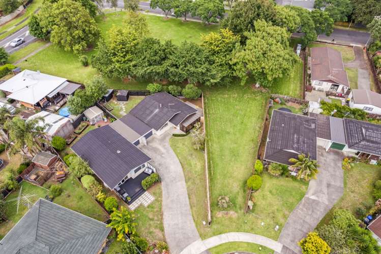2/4 Lionel Sharp Place Pukekohe_13