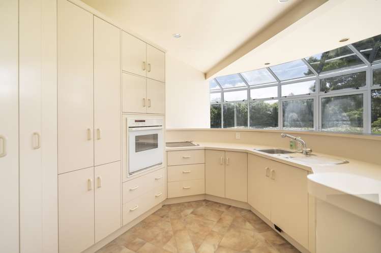 31 Ruru Avenue Otatara_4