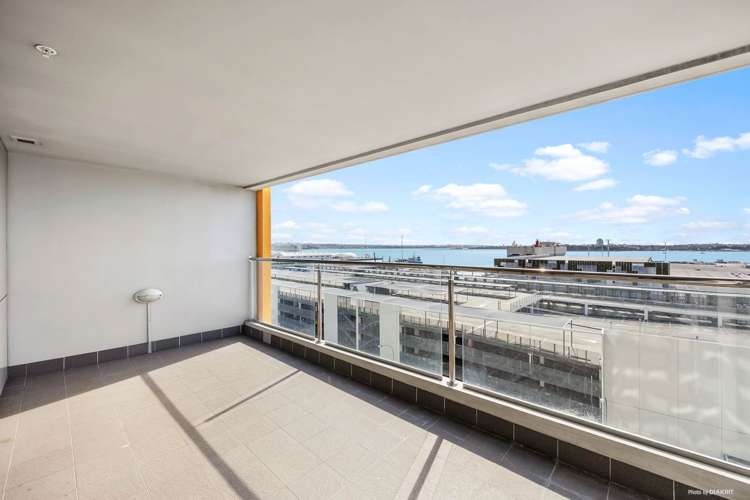 905/18 Beach Road Auckland Central_1