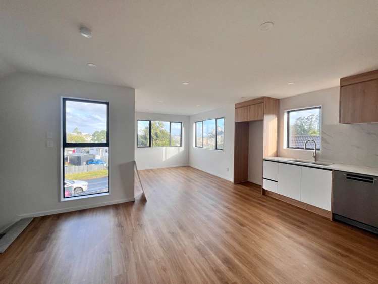 1/6 Woodhouse Place West Harbour_12