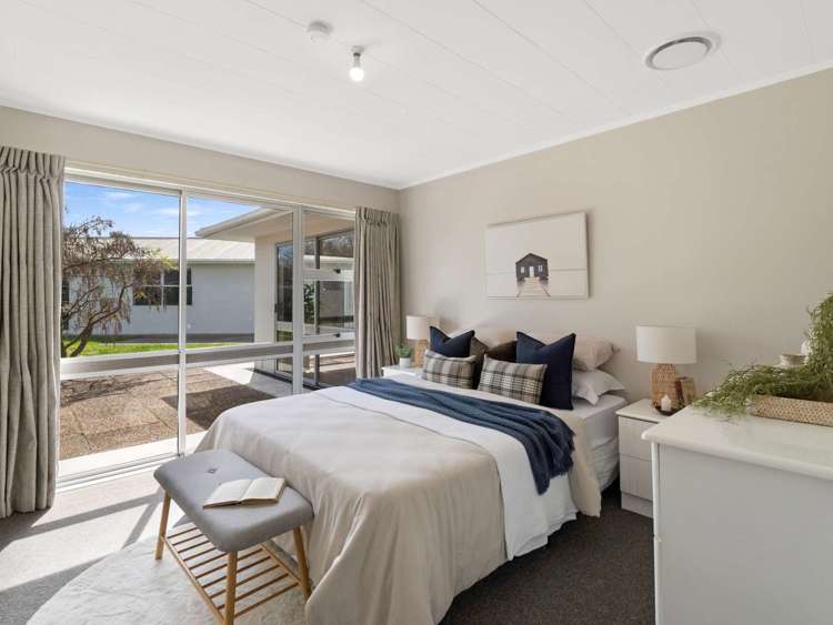 4 Sandstrom Grove Feilding_14