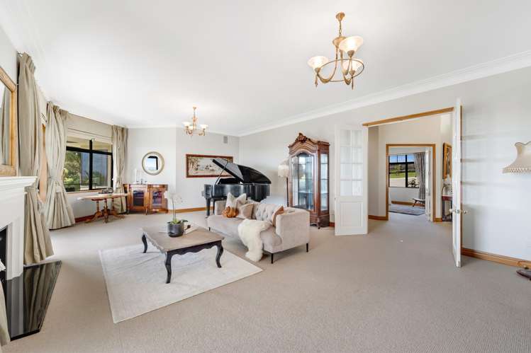 549 Redoubt Road Flat Bush_19