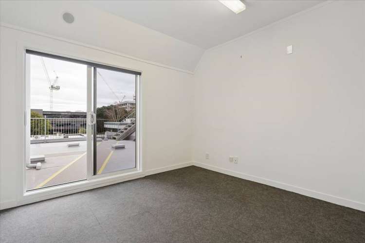 30A Willow Street Tauranga Central_17