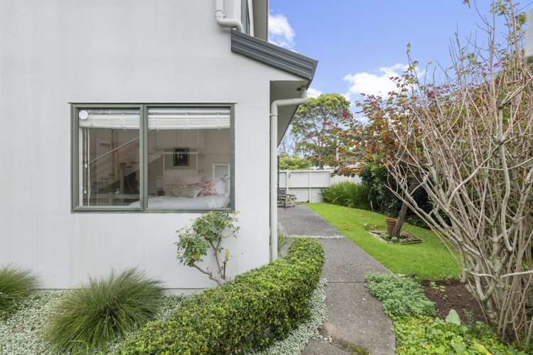 2/24 Mckenzie Avenue Arkles Bay_5