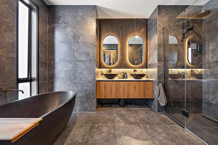 40 Diamond Lane Riverhead_18