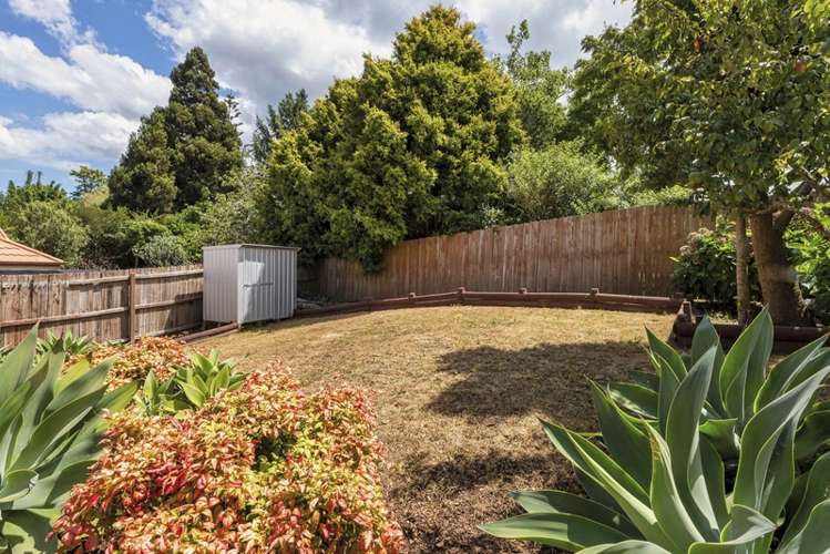 19 Stolford Crescent New Lynn_6