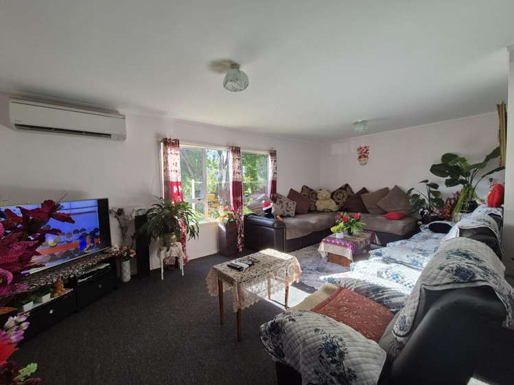 324 Tiki Road_5