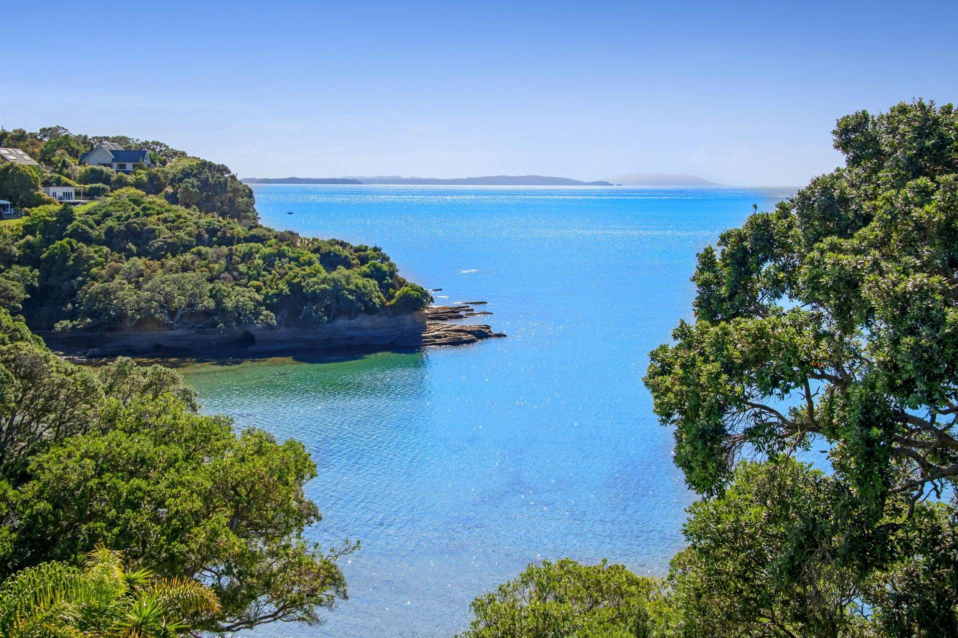 17 Swann Beach Road Stanmore Bay_0