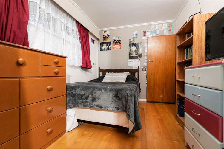 17 Divich Avenue Te Atatu South_9