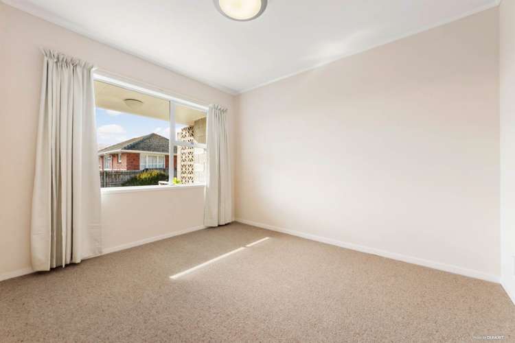 3/25 West Coast Road Glen Eden_11