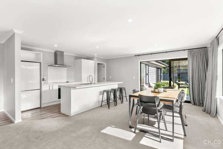 7 Te Awa Rere Grove Stokes Valley_1