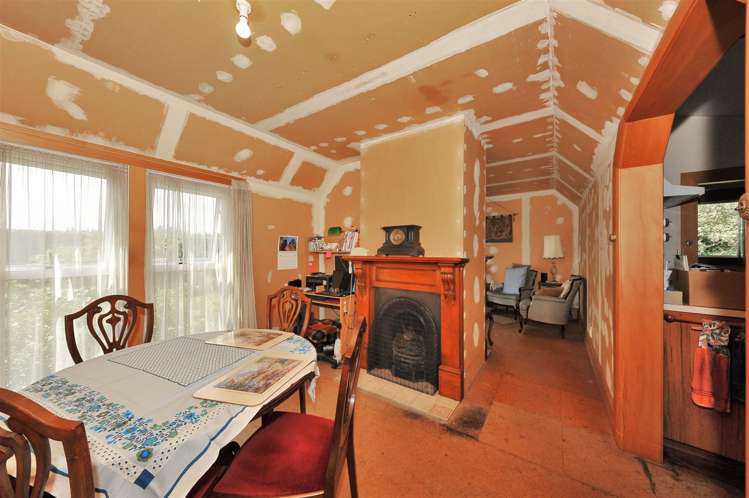 5597 West Coast Road Springfield_8