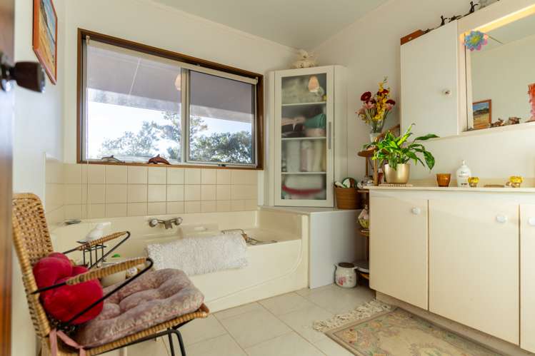 150 Whangaruru Wharf Road Russell Surrounds_7