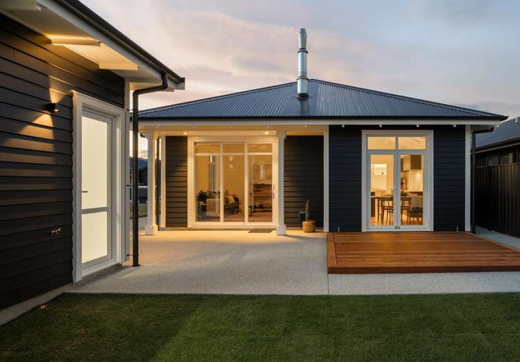 105 Burdon Loop Lake Hawea_27