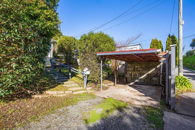12A Bell Street Tawa_16